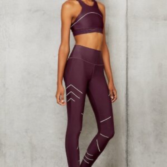 ALO Yoga Pants - EUC ALO Yoga Sequence Legging Wine Maroon